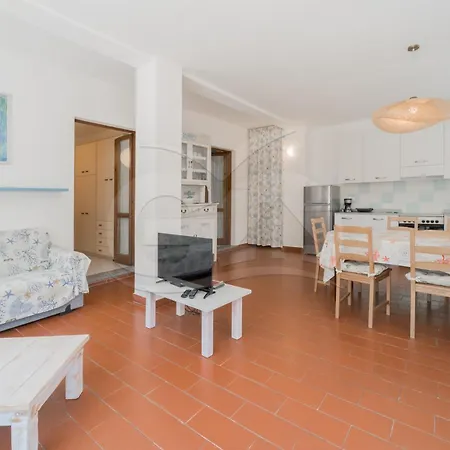 Apartment Azzurro Mare A - Goelba